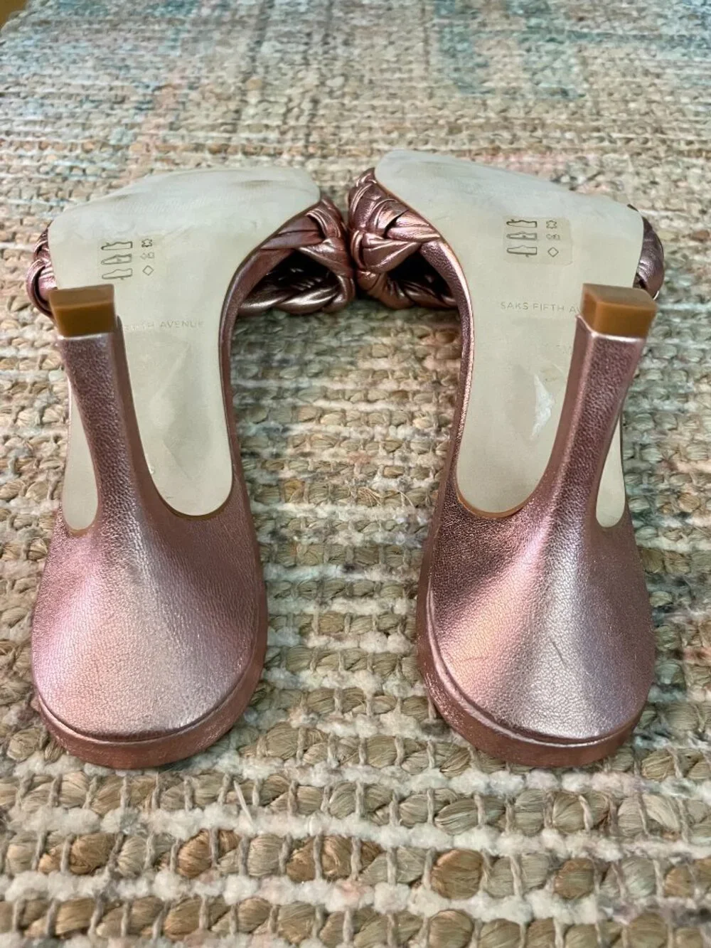 Saks Fifth Avenue Metallic Rose Gold Braided Leather Sandal Heel Slid on Size 9